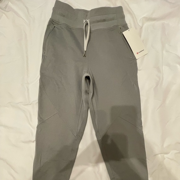 lululemon athletica Pants - NWT Lululemon Metro Miles Jogger